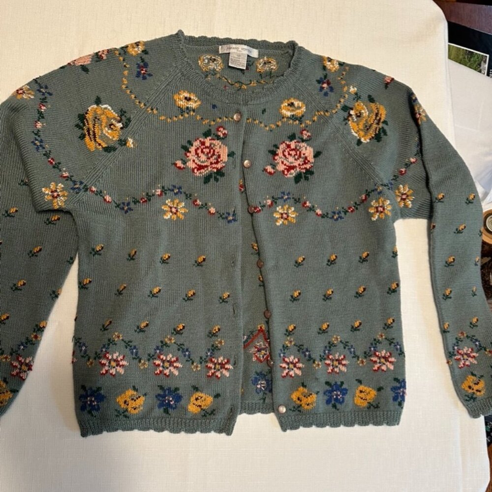 Floral knitted cardigan